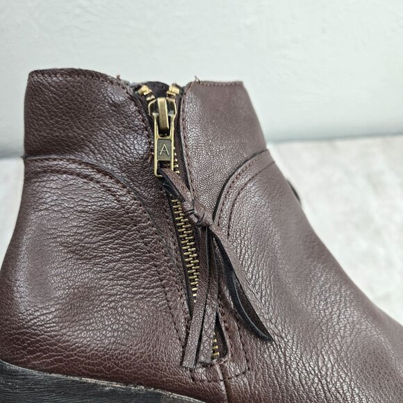 Aerosoles Ankle Zip Booties 9.5 Dark Brown Dressy Comfort Block Heel Moto Boots - Picture 10 of 12